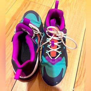 Nike Air Max 270 React G5 Size 6Y